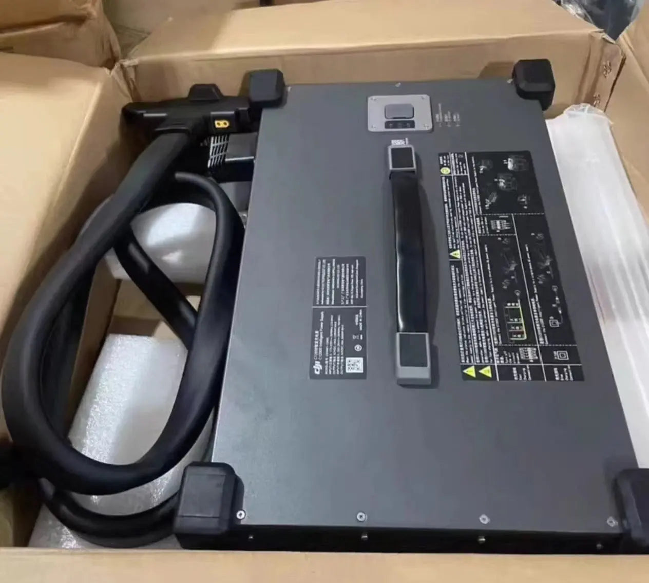 DJI Agras T100 Agro Sprayer Drone - Platinum Set DJI